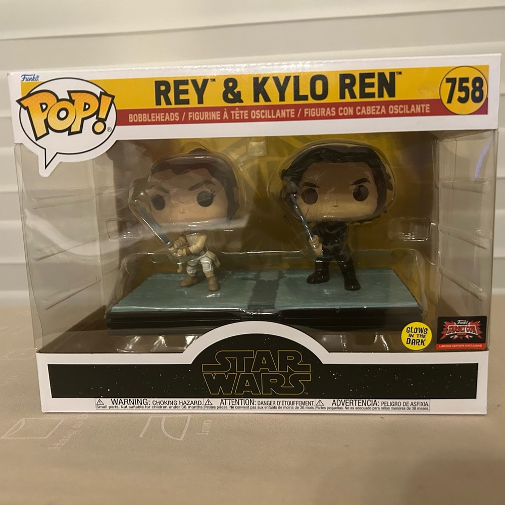 Funko Pop Rey & Kylo Ren Figures with Glow Feature New in Box